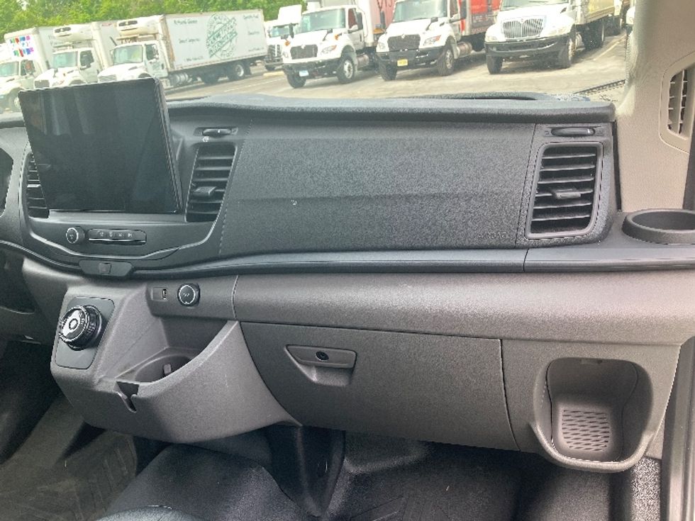 Cargo Van (Panel Van)-Alternative Fuel Trucks & Tractors-Ford-2022-TRAN350E-North Bergen-NJ-15,383\n\t\tmiles-$ 38,500 - Image 20
