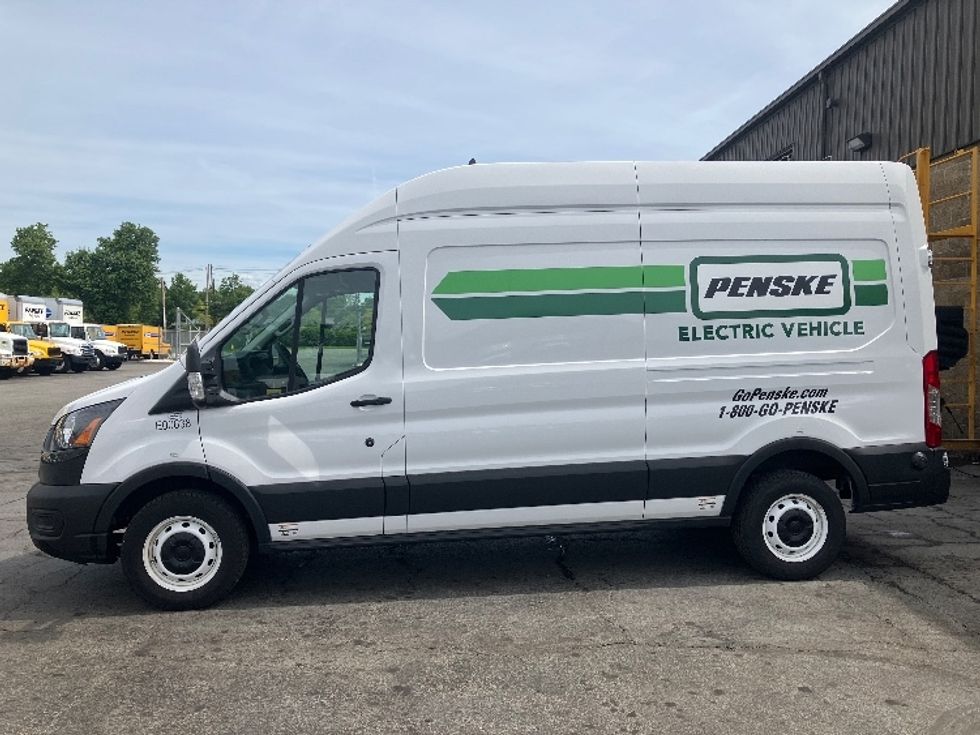 Cargo Van (Panel Van)-Alternative Fuel Trucks & Tractors-Ford-2022-TRAN350E-North Bergen-NJ-15,383\n\t\tmiles-$ 38,500 - Image 4