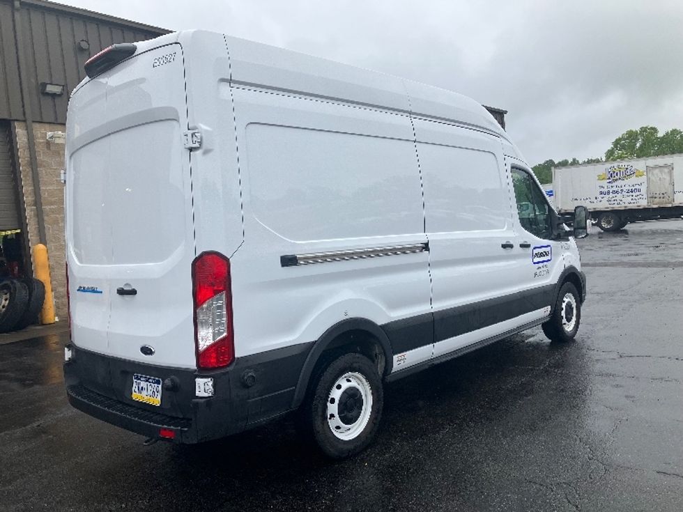 Cargo Van (Panel Van)-Alternative Fuel Trucks & Tractors-Ford-2022-TRAN350E-Parsippany-NJ-18,214\n\t\tmiles-$ 38,000 - Image 13