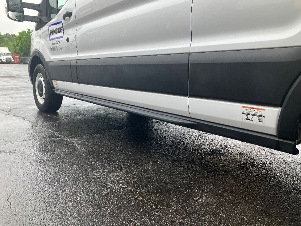 Cargo Van (Panel Van)-Alternative Fuel Trucks & Tractors-Ford-2022-TRAN350E-Parsippany-NJ-18,214\n\t\tmiles-$ 38,000 - Image 5