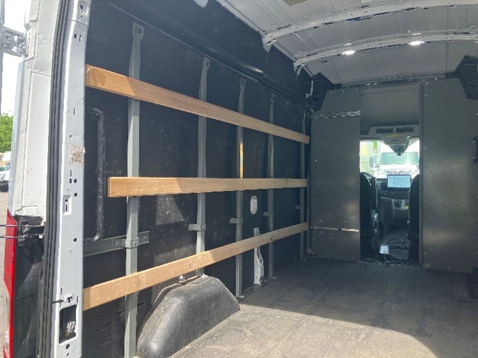 Cargo Van (Panel Van)-Alternative Fuel Trucks & Tractors-Ford-2022-TRAN350E-Parsippany-NJ-19,879\n\t\tmiles-$ 33,750 - Image 10