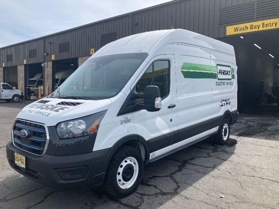 Cargo Van (Panel Van)-Alternative Fuel Trucks & Tractors-Ford-2022-TRAN350E-Parsippany-NJ-19,879\n\t\tmiles-$ 33,750 - Image 3