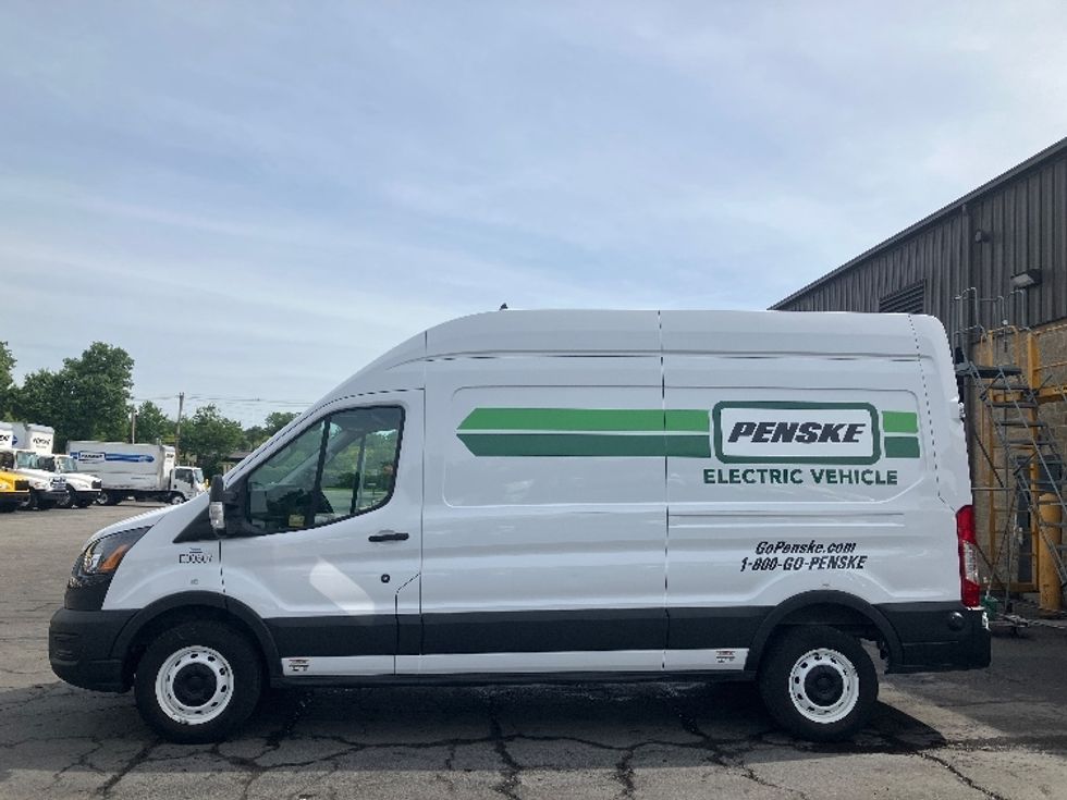 Cargo Van (Panel Van)-Alternative Fuel Trucks & Tractors-Ford-2022-TRAN350E-Parsippany-NJ-19,879\n\t\tmiles-$ 33,750 - Image 4