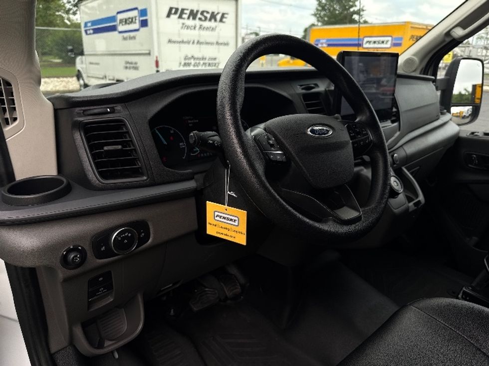 Cargo Van (Panel Van)-Alternative Fuel Trucks & Tractors-Ford-2022-TRAN350E-Parsippany-NJ-20,909\n\t\tmiles-$ 33,250 - Image 15