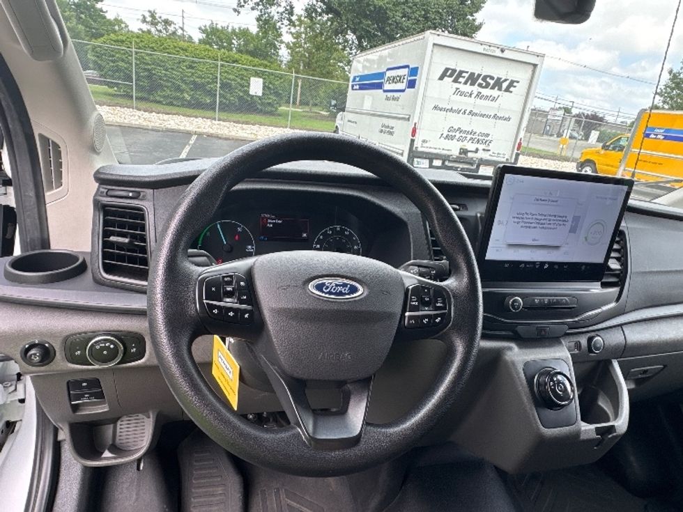 Cargo Van (Panel Van)-Alternative Fuel Trucks & Tractors-Ford-2022-TRAN350E-Parsippany-NJ-20,909\n\t\tmiles-$ 33,250 - Image 17