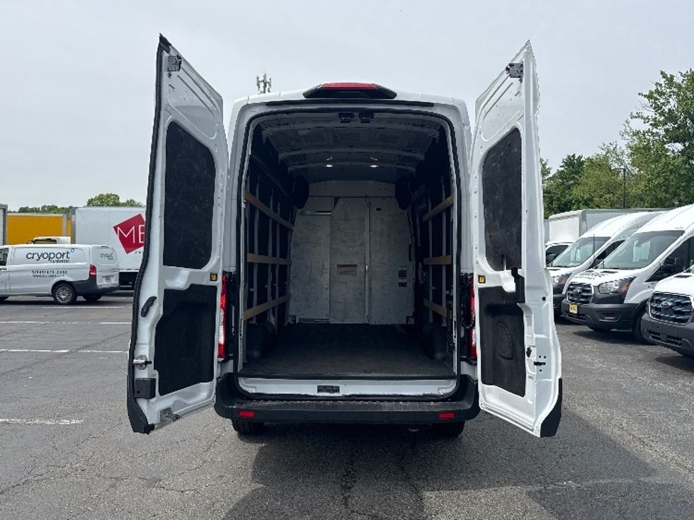 Cargo Van (Panel Van)-Alternative Fuel Trucks & Tractors-Ford-2022-TRAN350E-Parsippany-NJ-25,002\n\t\tmiles-$ 36,250 - Image 8