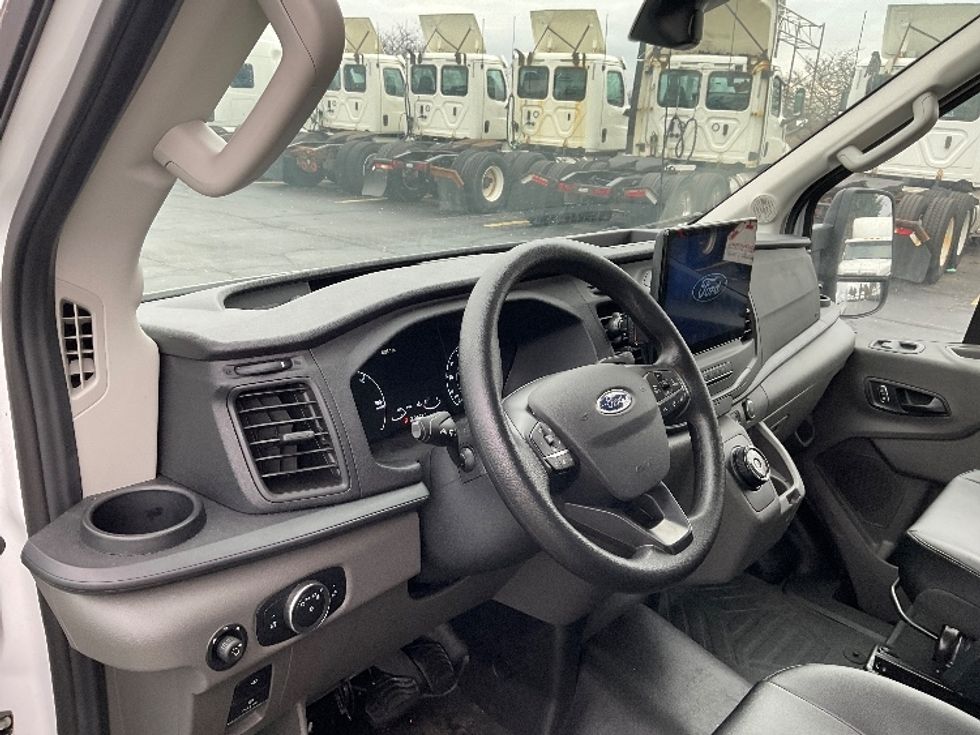 Cargo Van (Panel Van)-Alternative Fuel Trucks & Tractors-Ford-2022-TRAN350E-Perrysburg-OH-4,098\n\t\tmiles-$ 42,250 - Image 14