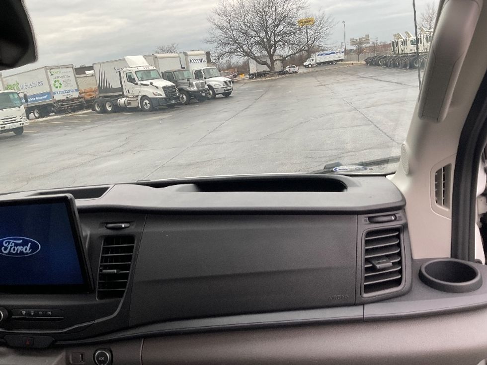 Cargo Van (Panel Van)-Alternative Fuel Trucks & Tractors-Ford-2022-TRAN350E-Perrysburg-OH-4,098\n\t\tmiles-$ 42,250 - Image 18