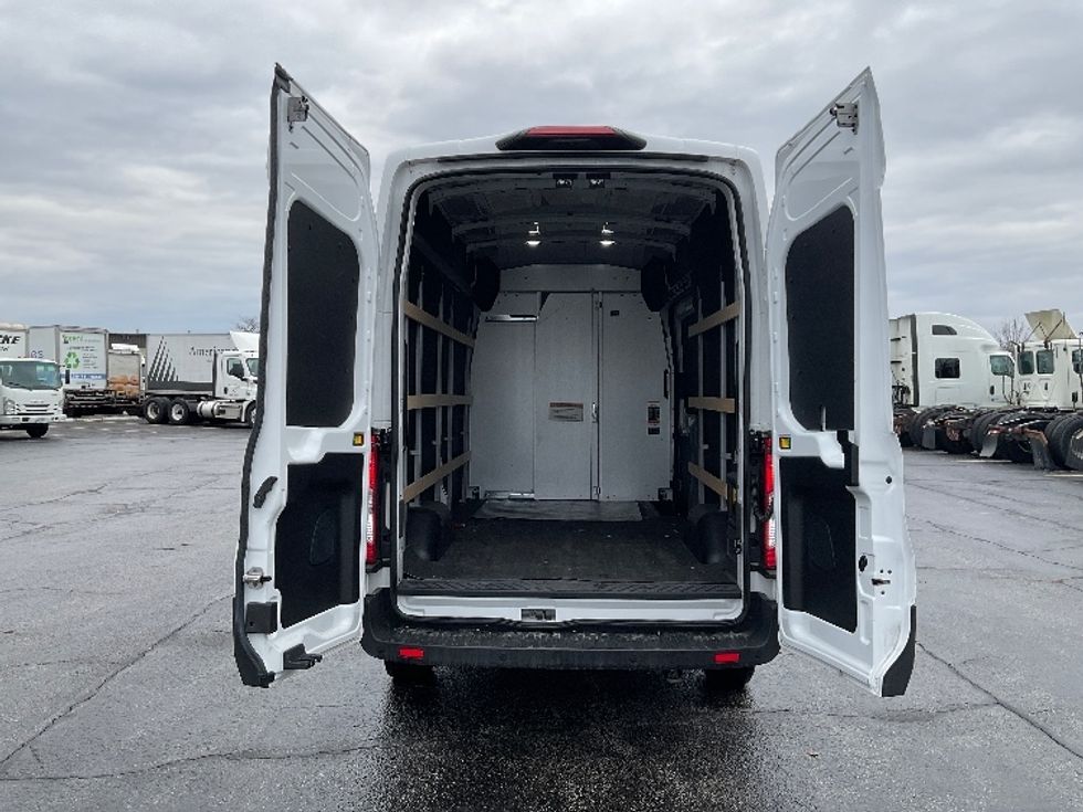 Cargo Van (Panel Van)-Alternative Fuel Trucks & Tractors-Ford-2022-TRAN350E-Perrysburg-OH-4,098\n\t\tmiles-$ 42,250 - Image 7