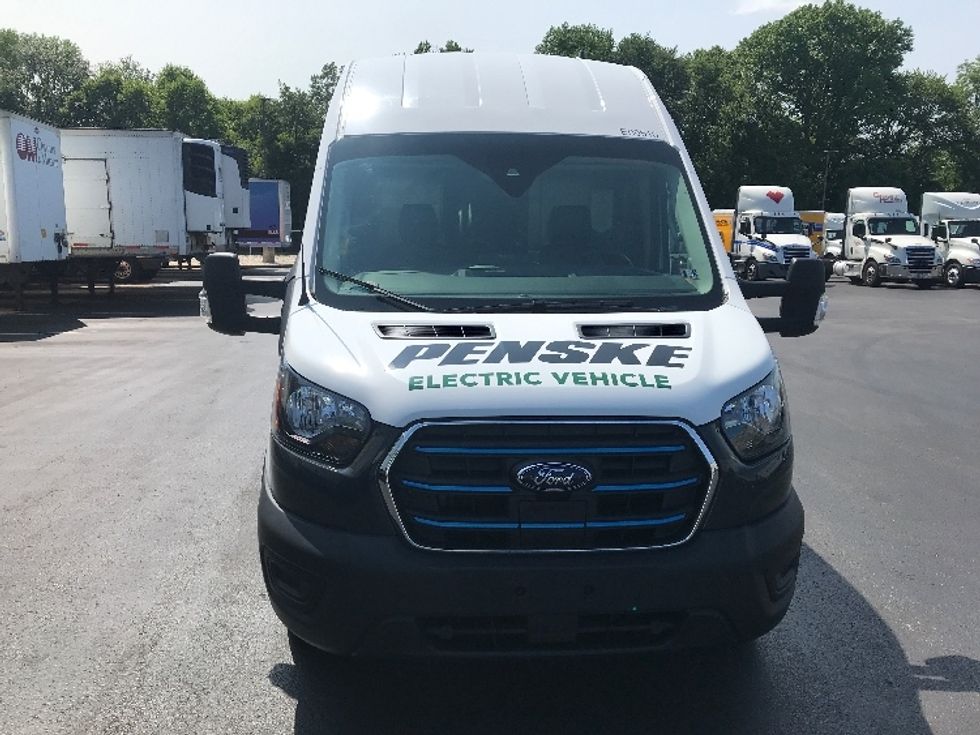 Cargo Van (Panel Van)-Alternative Fuel Trucks & Tractors-Ford-2022-TRAN350E-Philadelphia-PA-10,743\n\t\tmiles-$ 37,250 - Image 26