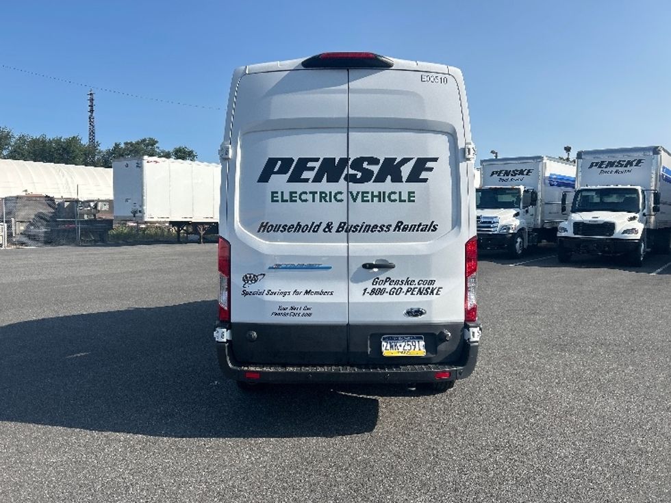 2022 Ford Transit photo 5