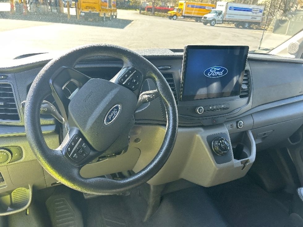 Cargo Van (Panel Van)-Alternative Fuel Trucks & Tractors-Ford-2022-TRAN350E-Portland-OR-11,824\n\t\tmiles-$ 40,500 - Image 17