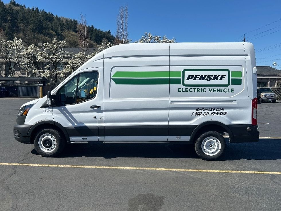 Cargo Van (Panel Van)-Alternative Fuel Trucks & Tractors-Ford-2022-TRAN350E-Portland-OR-11,824\n\t\tmiles-$ 40,500 - Image 4