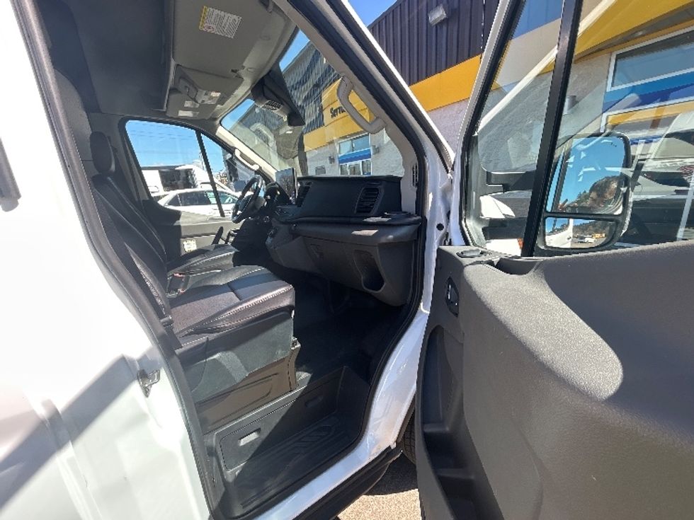 Cargo Van (Panel Van)-Alternative Fuel Trucks & Tractors-Ford-2022-TRAN350E-Portland-OR-13,965\n\t\tmiles-$ 40,500 - Image 16