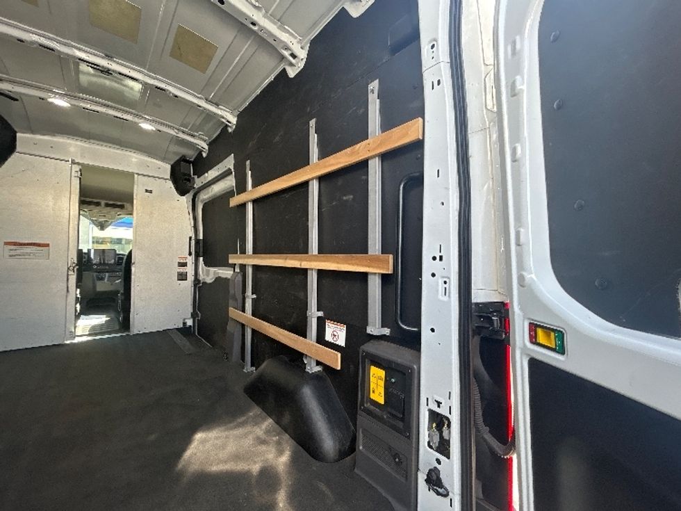 Cargo Van (Panel Van)-Alternative Fuel Trucks & Tractors-Ford-2022-TRAN350E-Portland-OR-13,965\n\t\tmiles-$ 40,500 - Image 9