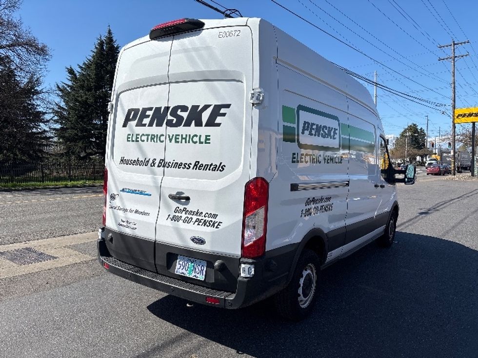 Cargo Van (Panel Van)-Alternative Fuel Trucks & Tractors-Ford-2022-TRAN350E-Portland-OR-15,088\n\t\tmiles-$ 40,250 - Image 11