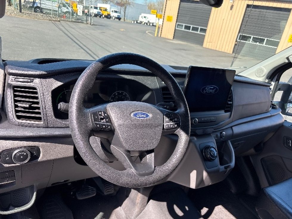 Cargo Van (Panel Van)-Alternative Fuel Trucks & Tractors-Ford-2022-TRAN350E-Portland-OR-15,437\n\t\tmiles-$ 40,250 - Image 14