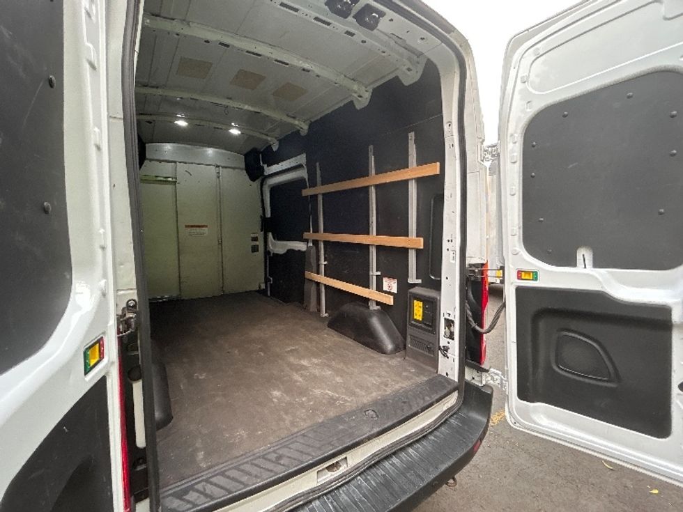 Cargo Van (Panel Van)-Alternative Fuel Trucks & Tractors-Ford-2022-TRAN350E-Portland-OR-19,580\n\t\tmiles-$ 37,000 - Image 11
