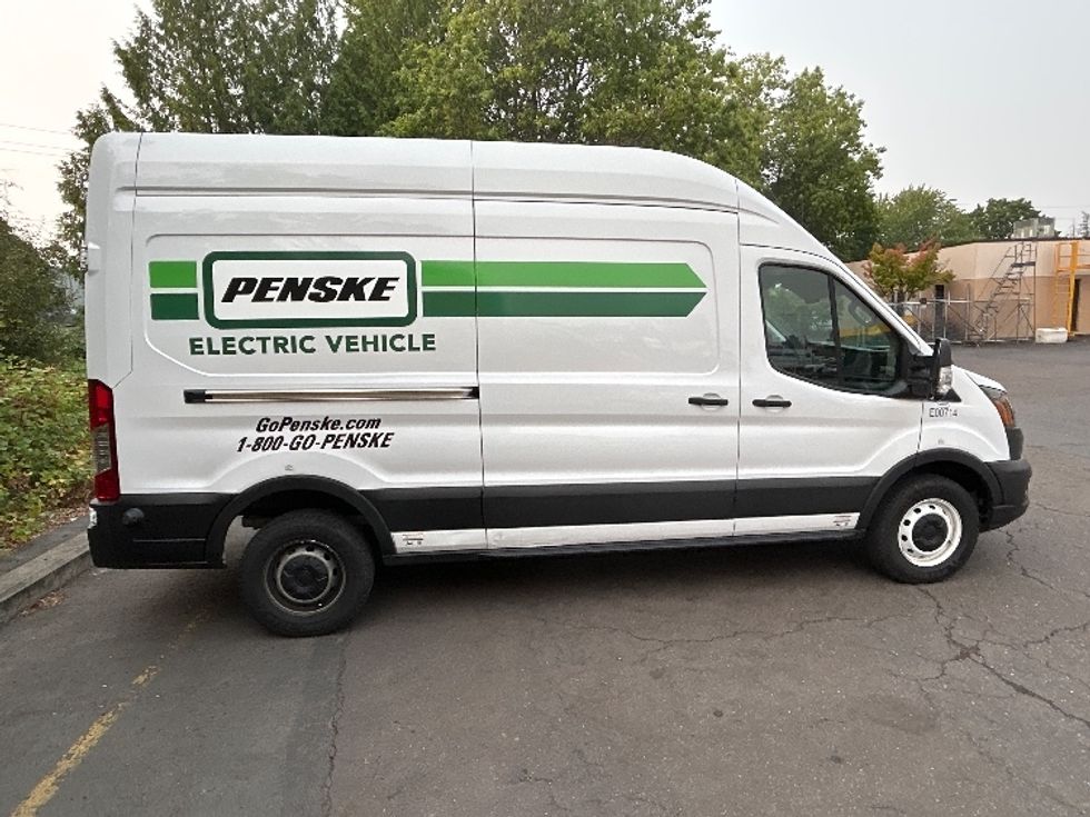Cargo Van (Panel Van)-Alternative Fuel Trucks & Tractors-Ford-2022-TRAN350E-Portland-OR-19,580\n\t\tmiles-$ 37,000 - Image 14