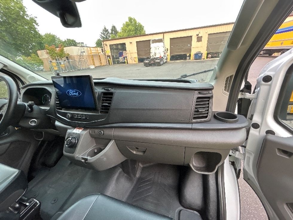 Cargo Van (Panel Van)-Alternative Fuel Trucks & Tractors-Ford-2022-TRAN350E-Portland-OR-19,580\n\t\tmiles-$ 37,000 - Image 20