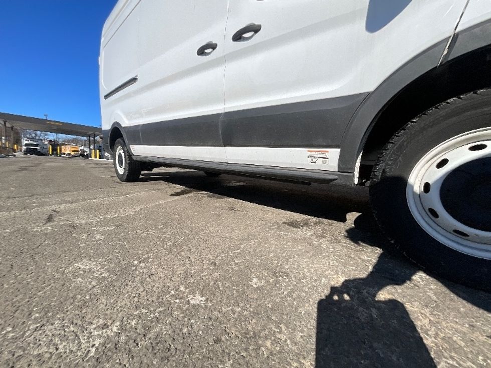 Cargo Van (Panel Van)-Alternative Fuel Trucks & Tractors-Ford-2022-TRAN350E-Reading-PA-316\n\t\tmiles-$ 41,500 - Image 14