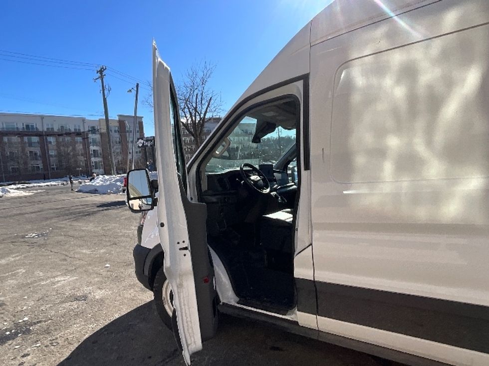 Cargo Van (Panel Van)-Alternative Fuel Trucks & Tractors-Ford-2022-TRAN350E-Reading-PA-316\n\t\tmiles-$ 41,500 - Image 16