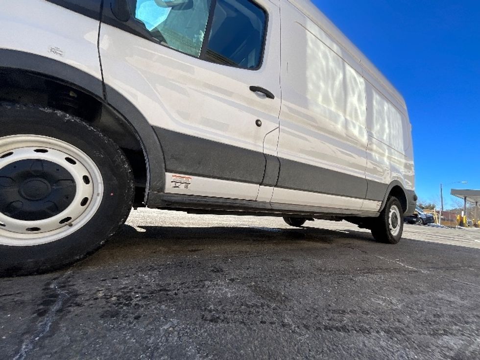 Cargo Van (Panel Van)-Alternative Fuel Trucks & Tractors-Ford-2022-TRAN350E-Reading-PA-316\n\t\tmiles-$ 41,500 - Image 5