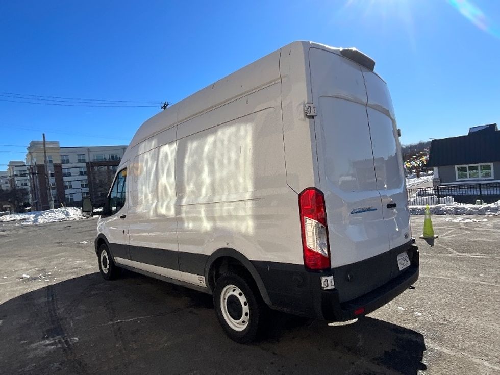 Cargo Van (Panel Van)-Alternative Fuel Trucks & Tractors-Ford-2022-TRAN350E-Reading-PA-316\n\t\tmiles-$ 41,500 - Image 6