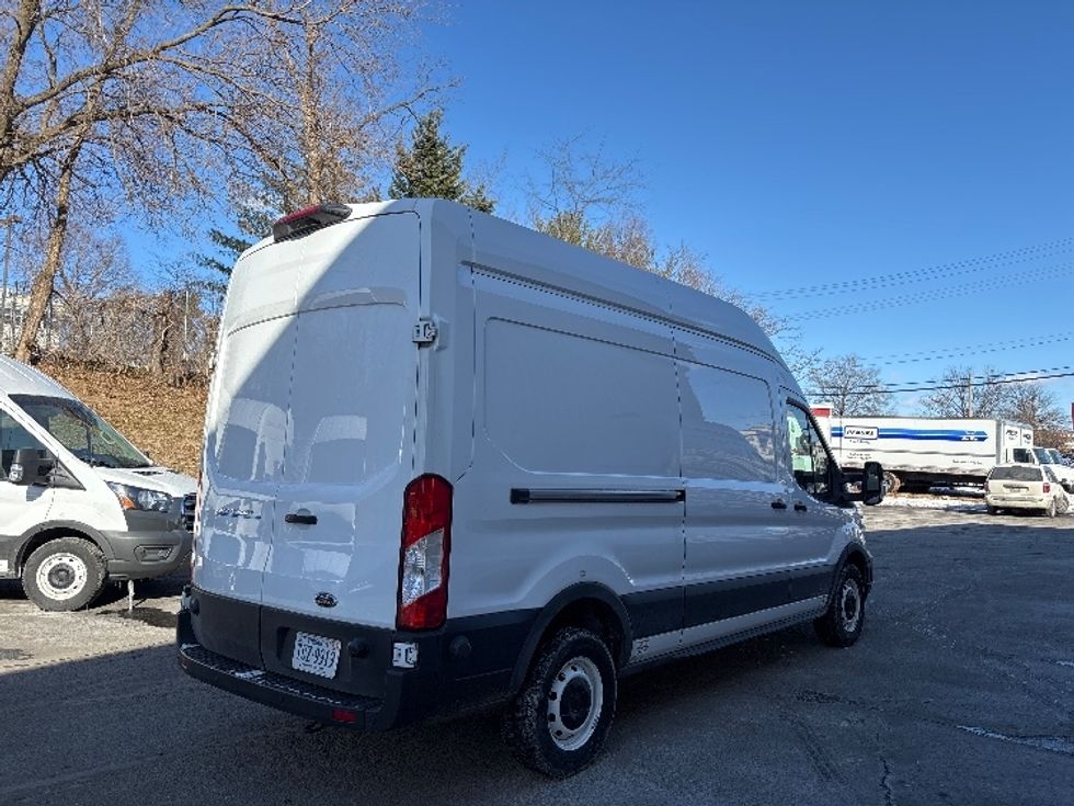 Cargo Van (Panel Van)-Alternative Fuel Trucks & Tractors-Ford-2022-TRAN350E-Reading-PA-341\n\t\tmiles-$ 41,500 - Image 10