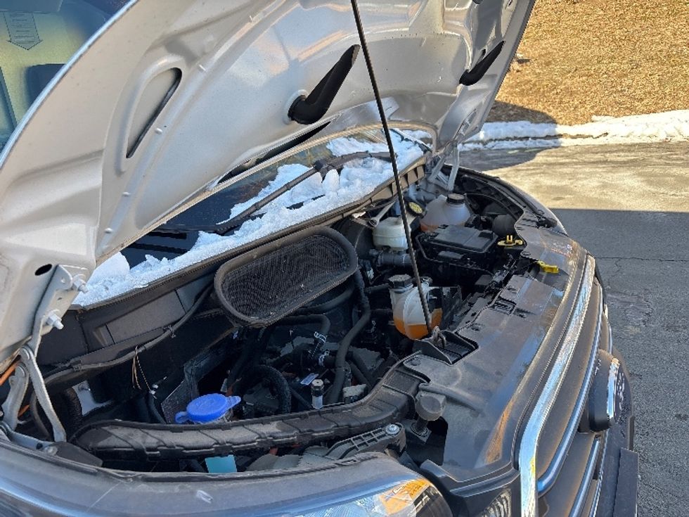 Cargo Van (Panel Van)-Alternative Fuel Trucks & Tractors-Ford-2022-TRAN350E-Reading-PA-341\n\t\tmiles-$ 41,500 - Image 19