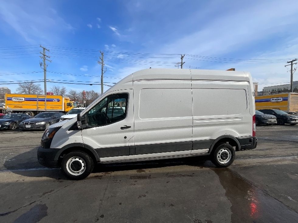 Cargo Van (Panel Van)-Alternative Fuel Trucks & Tractors-Ford-2022-TRAN350E-Reading-PA-343\n\t\tmiles-$ 41,500 - Image 4