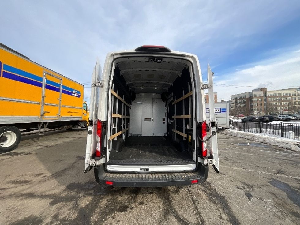 Cargo Van (Panel Van)-Alternative Fuel Trucks & Tractors-Ford-2022-TRAN350E-Reading-PA-364\n\t\tmiles-$ 41,500 - Image 9