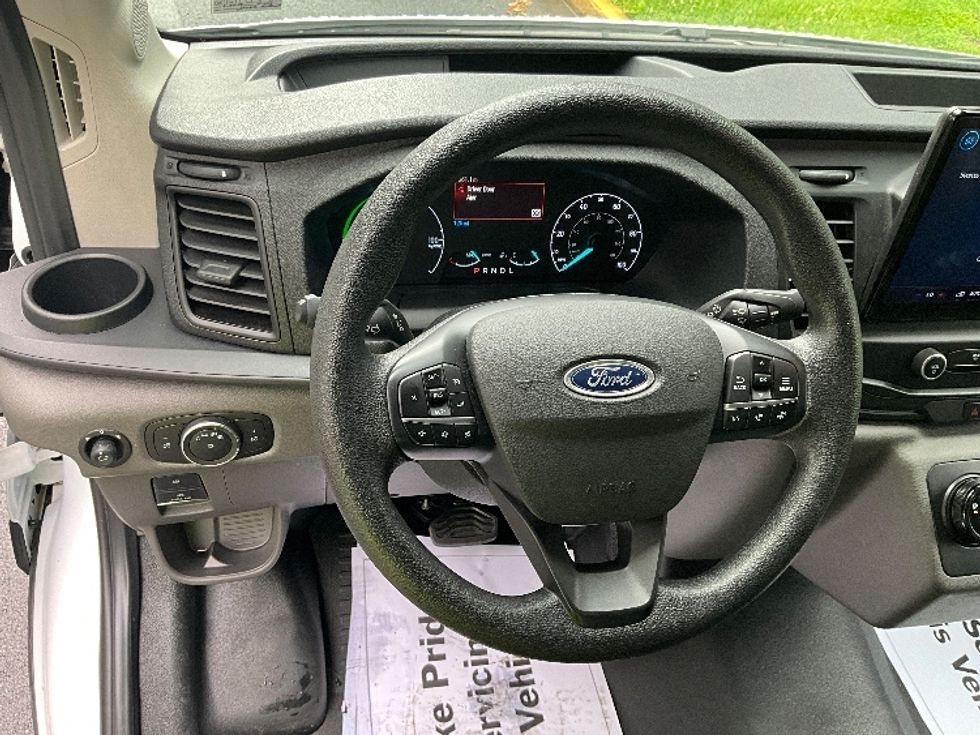 Cargo Van (Panel Van)-Alternative Fuel Trucks & Tractors-Ford-2022-TRAN350E-Reading-PA-5,381\n\t\tmiles-$ 35,500 - Image 18