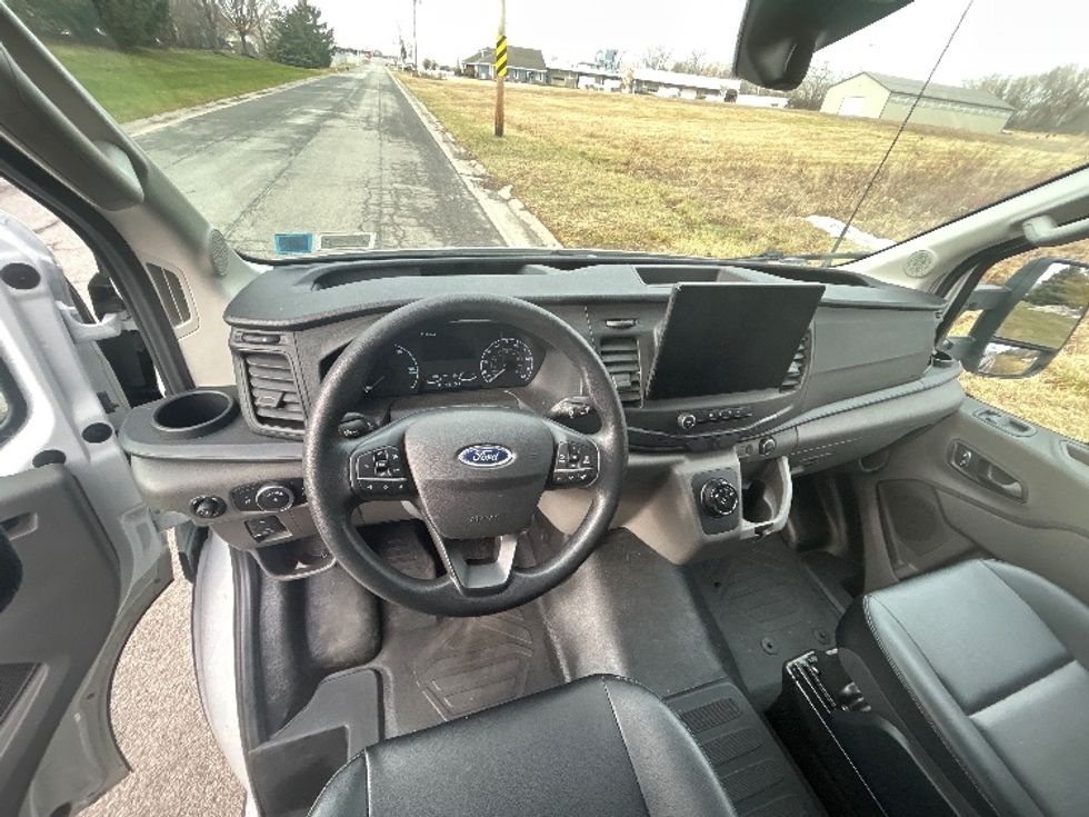 Cargo Van (Panel Van)-Alternative Fuel Trucks & Tractors-Ford-2022-TRAN350E-Rochester-NY-6,112\n\t\tmiles-$ 40,000 - Image 15