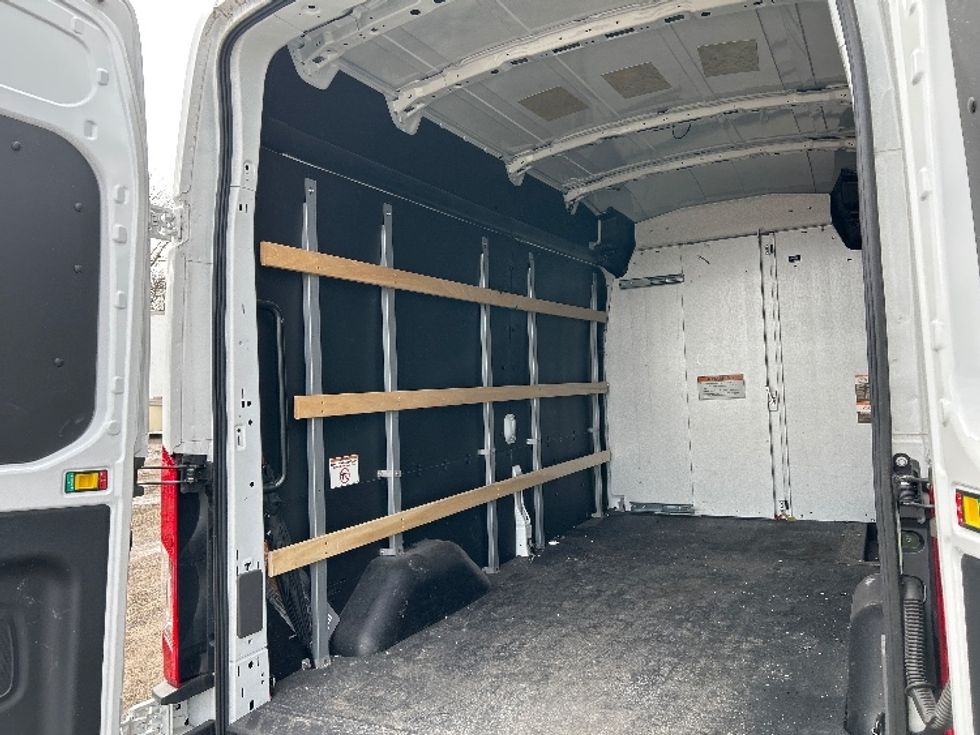 Cargo Van (Panel Van)-Alternative Fuel Trucks & Tractors-Ford-2022-TRAN350E-Rochester-NY-8,762\n\t\tmiles-$ 39,750 - Image 7