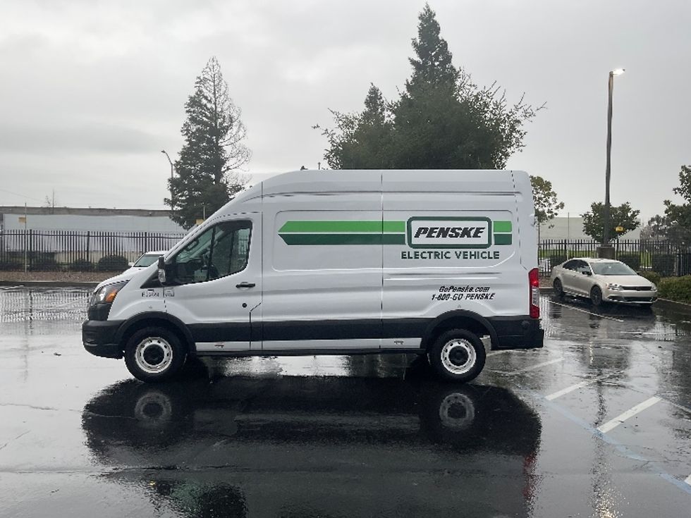 Cargo Van (Panel Van)-Alternative Fuel Trucks & Tractors-Ford-2022-TRAN350E-Sacramento-CA-10,234\n\t\tmiles-$ 40,000 - Image 4