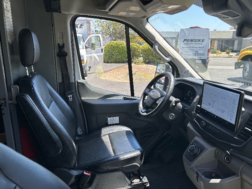 Cargo Van (Panel Van)-Alternative Fuel Trucks & Tractors-Ford-2022-TRAN350E-San Diego-CA-37,834\n\t\tmiles-$ 38,500 - Image 22