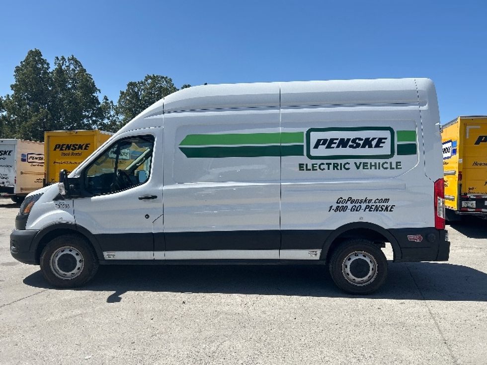 Cargo Van (Panel Van)-Alternative Fuel Trucks & Tractors-Ford-2022-TRAN350E-San Diego-CA-38,020\n\t\tmiles-$ 38,500 - Image 4