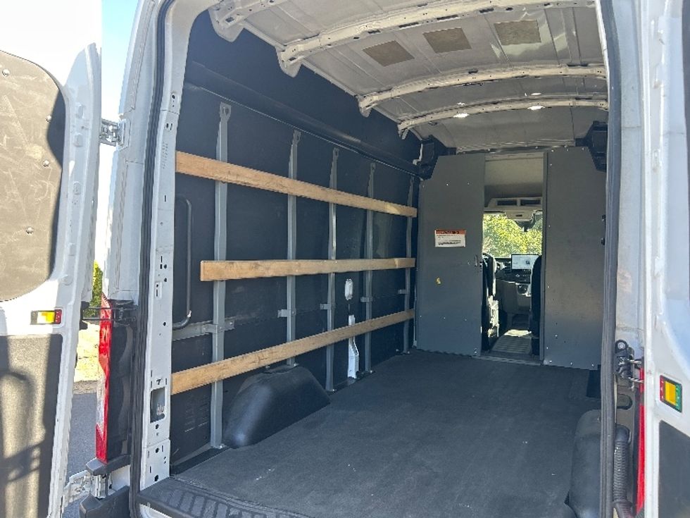 Cargo Van (Panel Van)-Alternative Fuel Trucks & Tractors-Ford-2022-TRAN350E-San Diego-CA-40,529\n\t\tmiles-$ 38,000 - Image 11