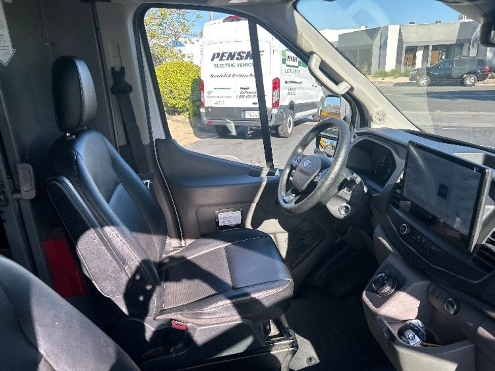 Cargo Van (Panel Van)-Alternative Fuel Trucks & Tractors-Ford-2022-TRAN350E-San Diego-CA-40,529\n\t\tmiles-$ 38,000 - Image 22