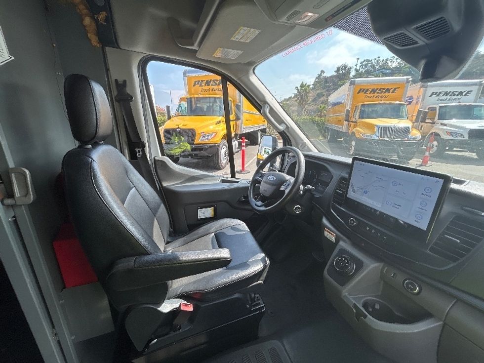 Cargo Van (Panel Van)-Alternative Fuel Trucks & Tractors-Ford-2022-TRAN350E-San Diego-CA-59,209\n\t\tmiles-$ 32,750 - Image 22