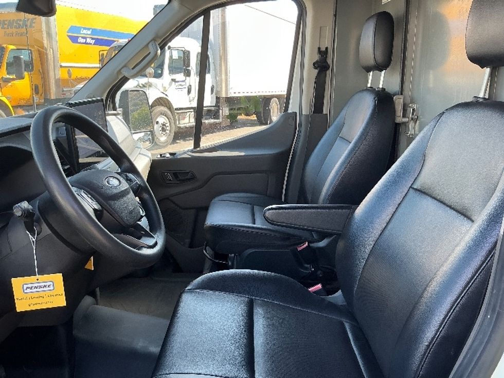 Cargo Van (Panel Van)-Alternative Fuel Trucks & Tractors-Ford-2022-TRAN350E-San Diego-CA-64,508\n\t\tmiles-$ 34,750 - Image 19