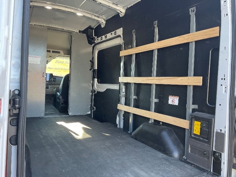 Cargo Van (Panel Van)-Alternative Fuel Trucks & Tractors-Ford-2022-TRAN350E-San Leandro-CA-20,910\n\t\tmiles-$ 33,250 - Image 12