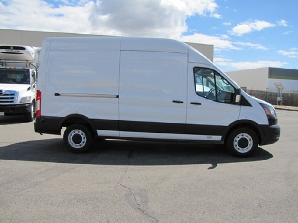 Cargo Van (Panel Van)-Alternative Fuel Trucks & Tractors-Ford-2022-TRAN350E-San Leandro-CA-20,910\n\t\tmiles-$ 33,250 - Image 13
