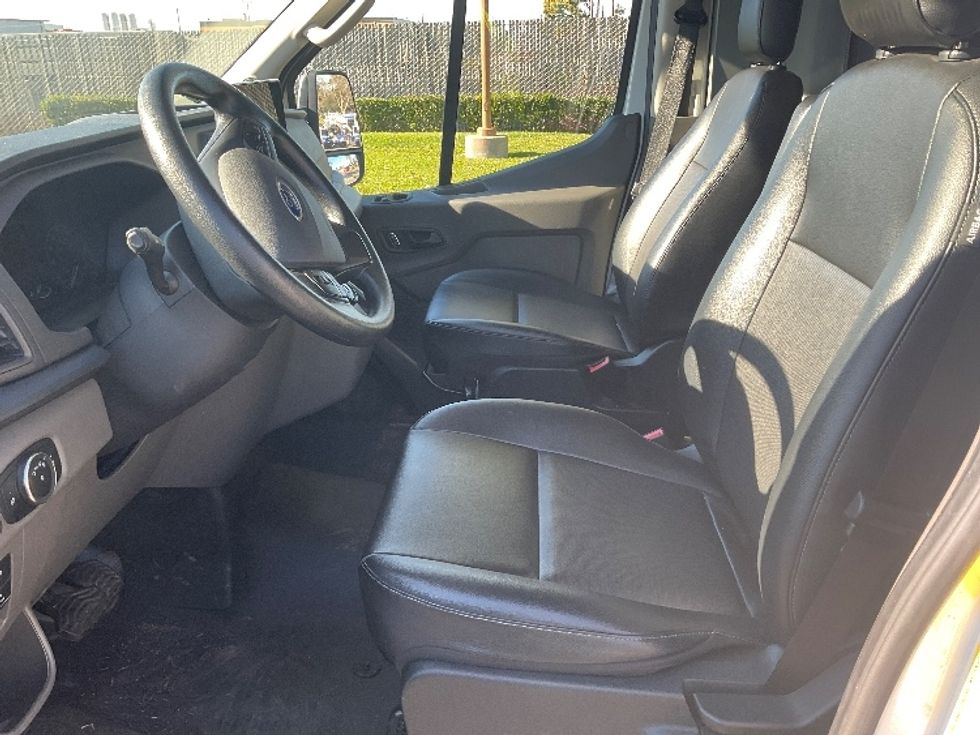 Cargo Van (Panel Van)-Alternative Fuel Trucks & Tractors-Ford-2022-TRAN350E-San Leandro-CA-20,910\n\t\tmiles-$ 33,250 - Image 16