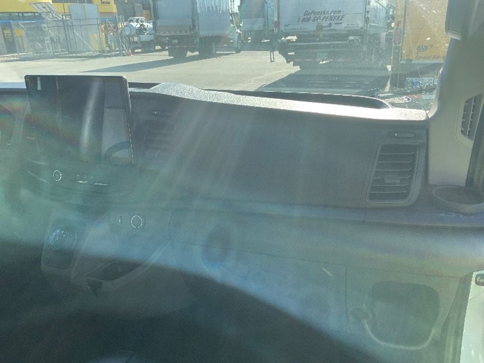 Cargo Van (Panel Van)-Alternative Fuel Trucks & Tractors-Ford-2022-TRAN350E-San Leandro-CA-20,910\n\t\tmiles-$ 33,250 - Image 17