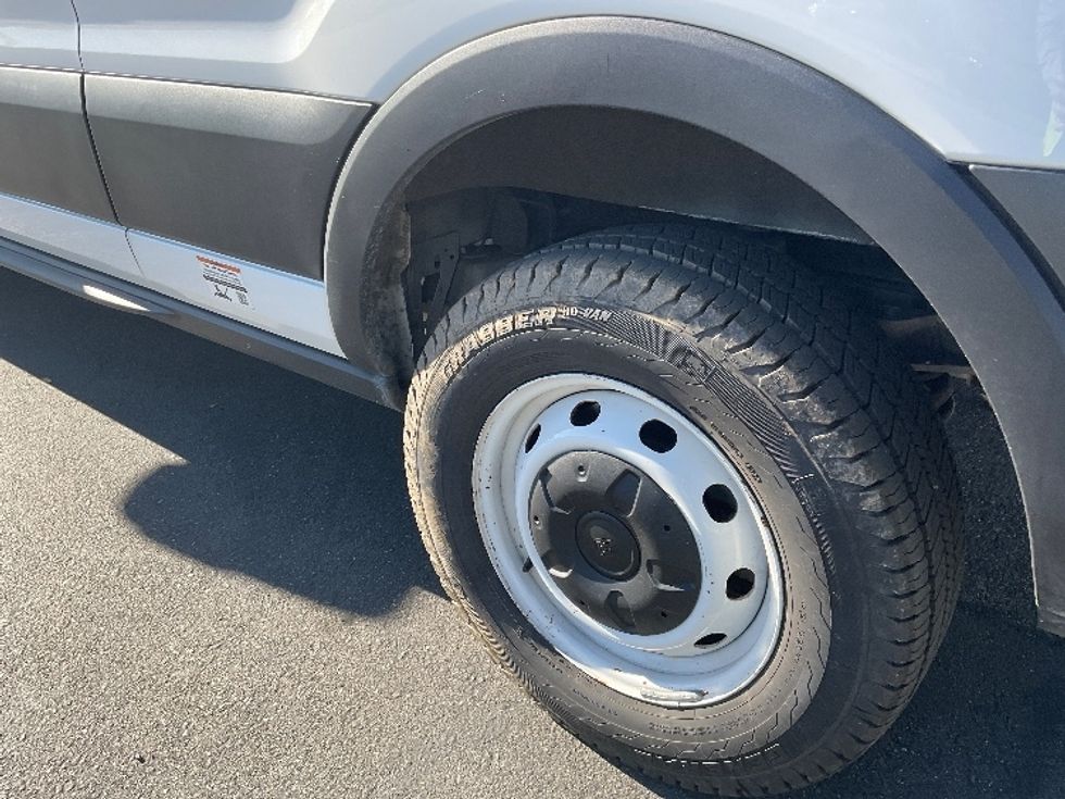Cargo Van (Panel Van)-Alternative Fuel Trucks & Tractors-Ford-2022-TRAN350E-San Leandro-CA-20,910\n\t\tmiles-$ 33,250 - Image 5