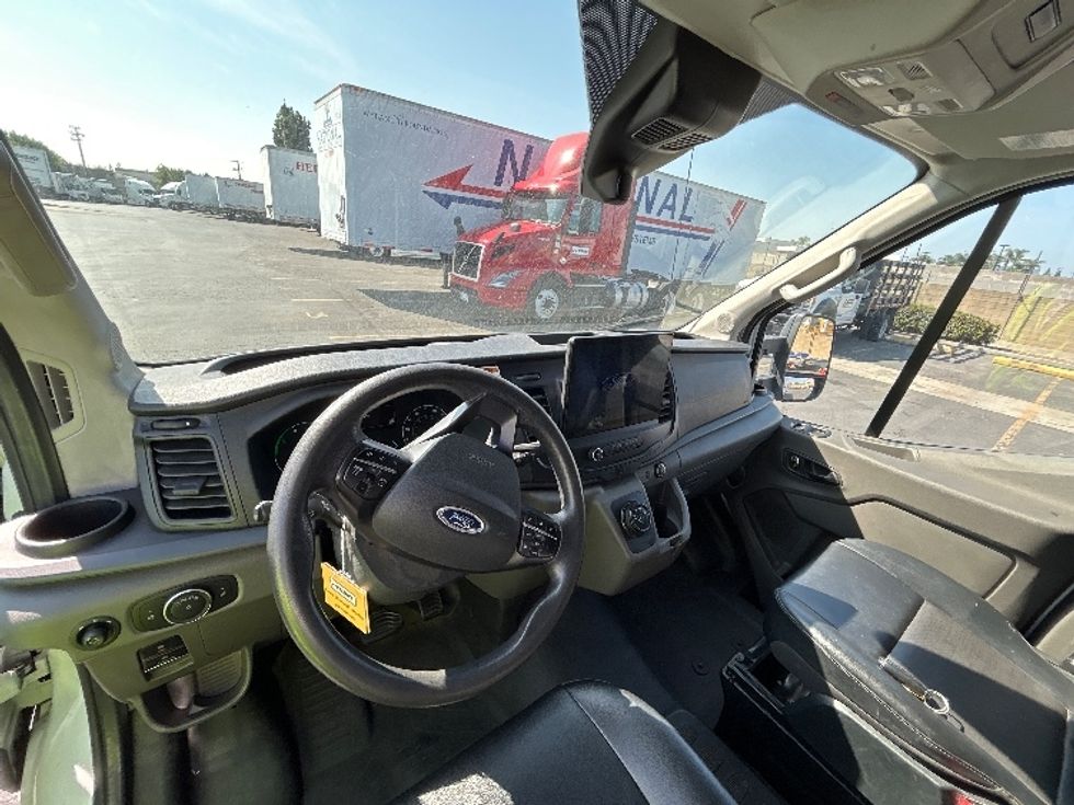Cargo Van (Panel Van)-Alternative Fuel Trucks & Tractors-Ford-2022-TRAN350E-Santa Ana-CA-57,739\n\t\tmiles-$ 36,500 - Image 18