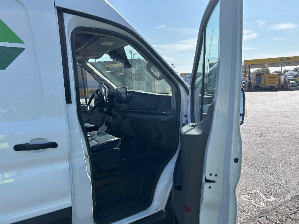Cargo Van (Panel Van)-Alternative Fuel Trucks & Tractors-Ford-2022-TRAN350E-Santa Ana-CA-57,739\n\t\tmiles-$ 36,500 - Image 19