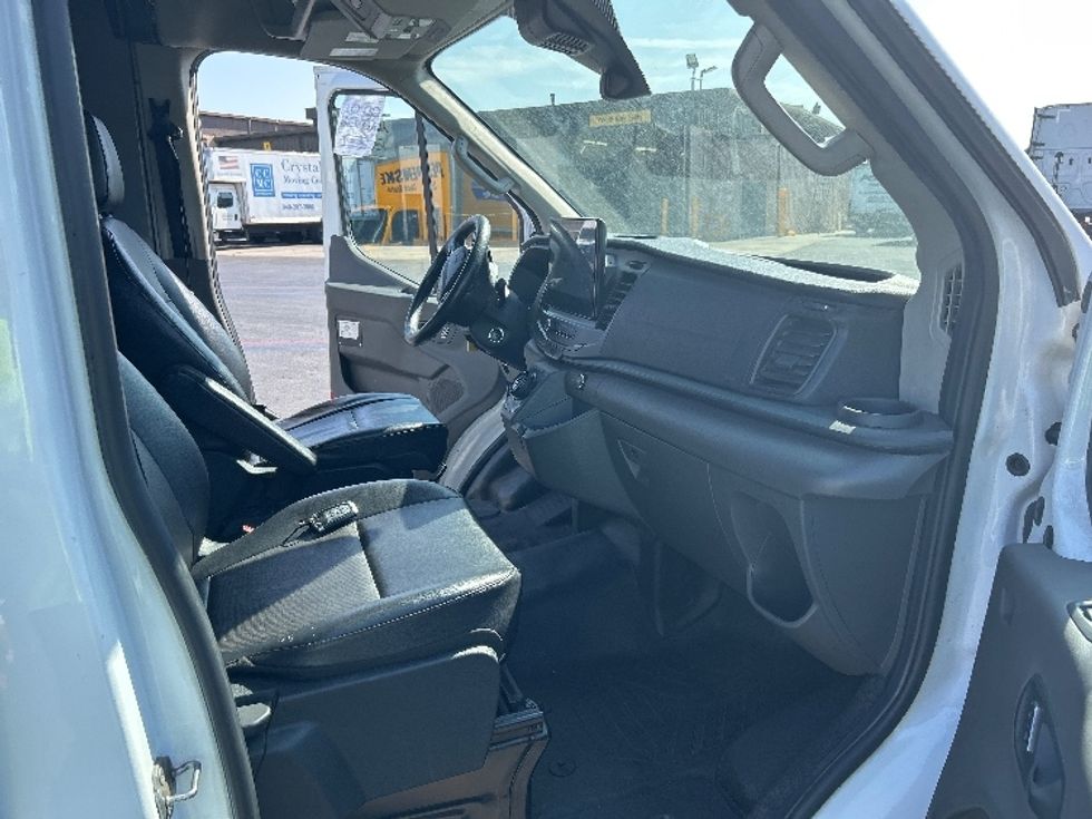 Cargo Van (Panel Van)-Alternative Fuel Trucks & Tractors-Ford-2022-TRAN350E-Santa Ana-CA-57,739\n\t\tmiles-$ 36,500 - Image 21
